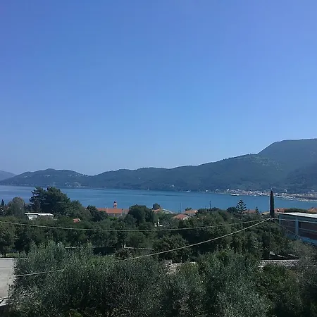 βίλλα ελευθερία *